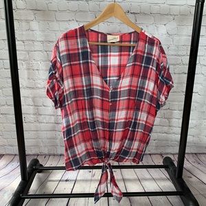 Universal Thread Red, White & Blue top